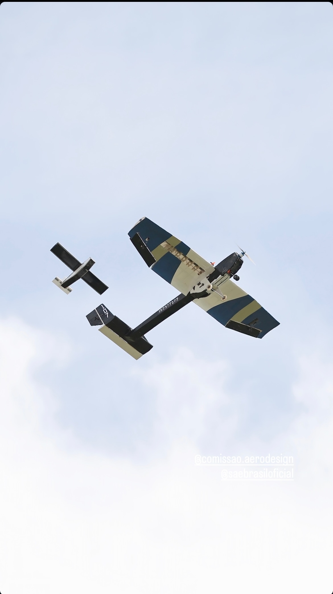 Aeronave AeroChico em voo